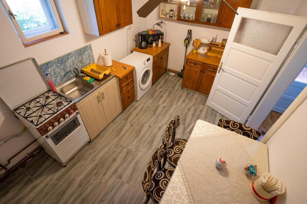 Doi Bujori Apartment Alba Iulia Bagian luar foto