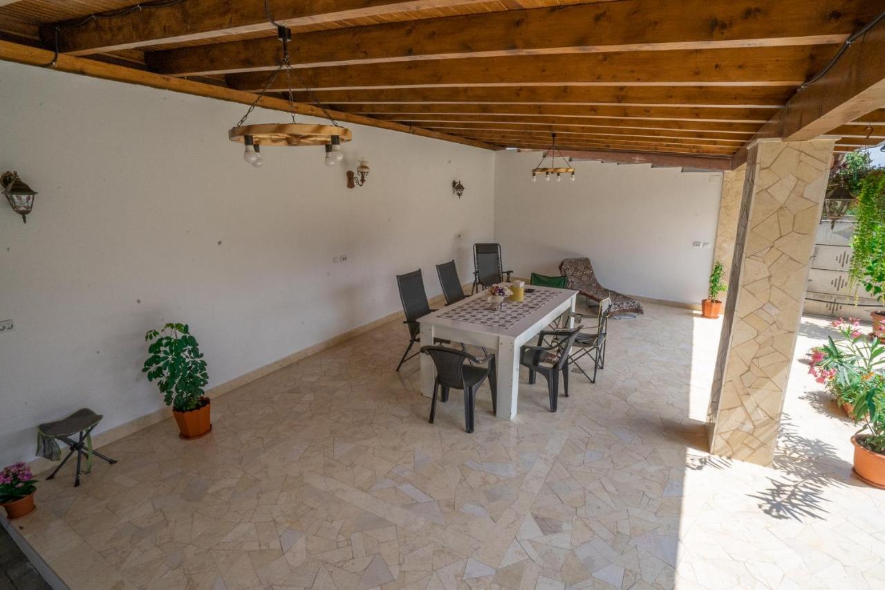 Doi Bujori Apartment Alba Iulia Bagian luar foto