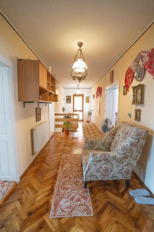 Doi Bujori Apartment Alba Iulia Bagian luar foto